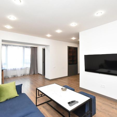 Beautiful Apartment Near The Republic Square Γιερεβάν Εξωτερικό φωτογραφία