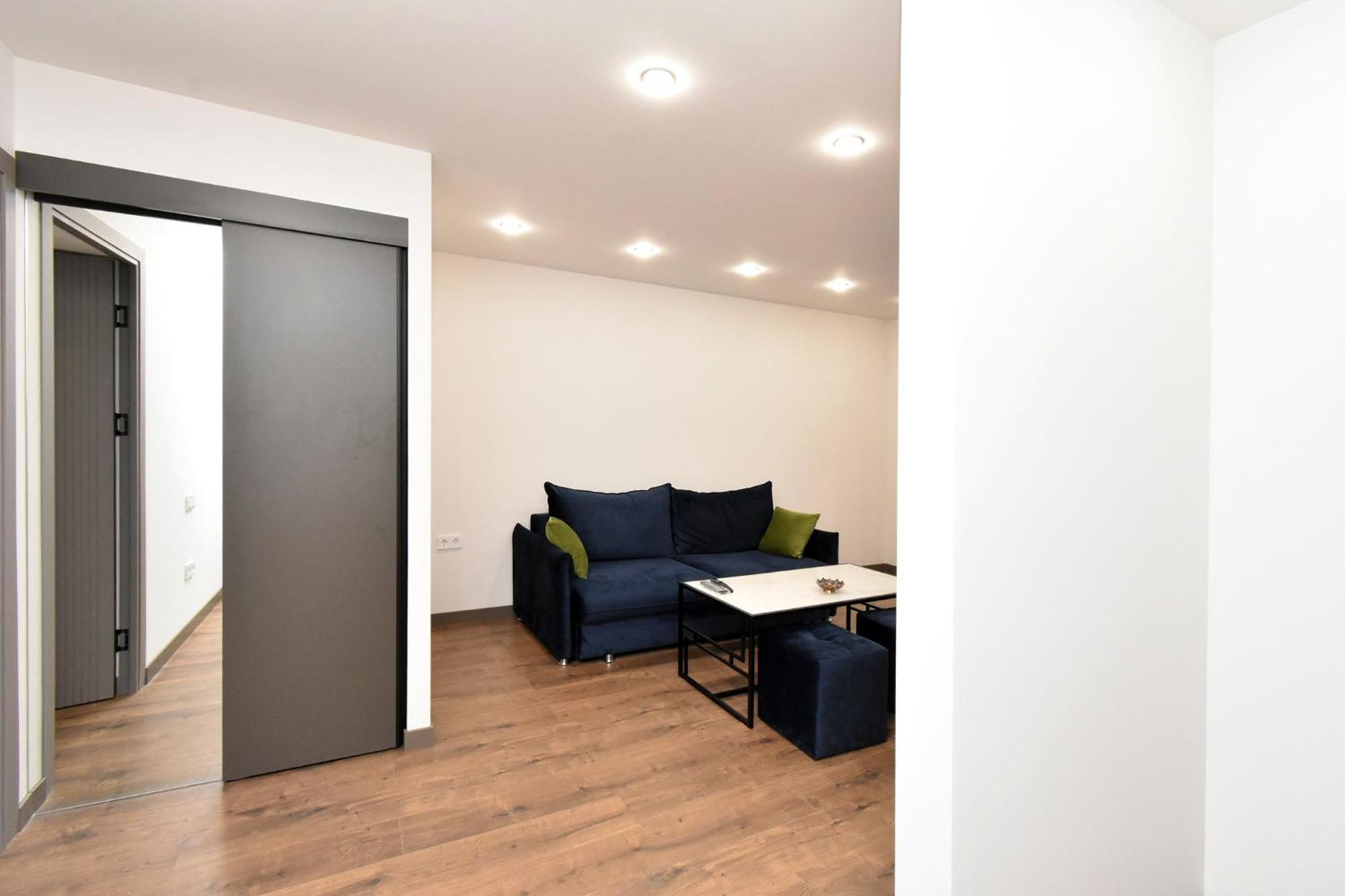Beautiful Apartment Near The Republic Square Γιερεβάν Εξωτερικό φωτογραφία